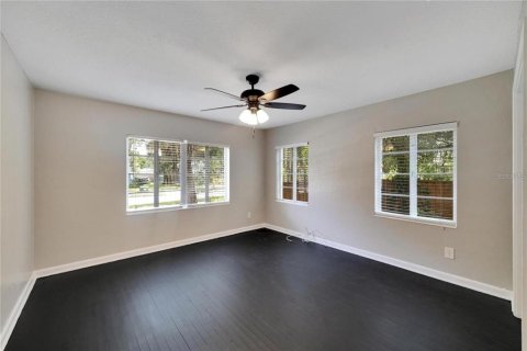 Villa ou maison à vendre à Tampa, Floride: 5 chambres, 198.07 m2 № 1680437 - photo 20