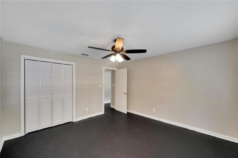 Villa ou maison à vendre à Tampa, Floride: 5 chambres, 198.07 m2 № 1680437 - photo 22