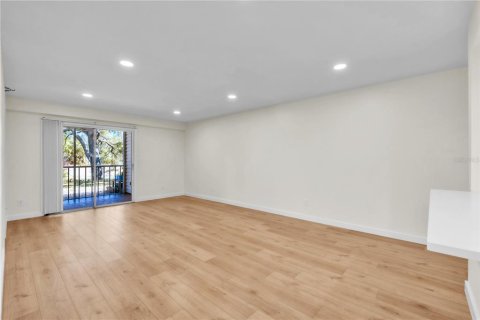 Купить кондоминиум в Брейдентон, Флорида 3 комнаты, 96.8м2, № 2207395 - фото 25