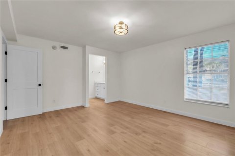 Купить кондоминиум в Брейдентон, Флорида 3 комнаты, 96.8м2, № 2207395 - фото 28