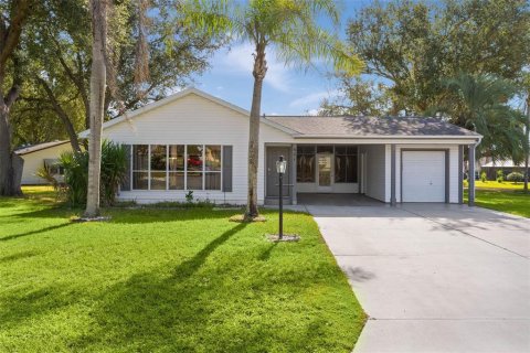 Villa ou maison à The Villages, Floride 2 chambres, 123.75 m2 № 2435112