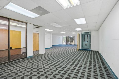 Снять в аренду коммерческую недвижимость в Нью-Порт-Ричи, Флорида 125.42м2, № 2203067 - фото 3