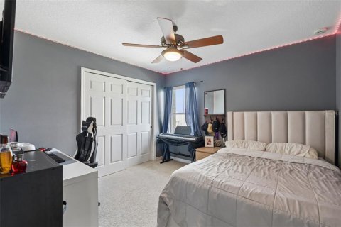 House in Winter Garden, Florida 5 bedrooms, 263.29 sq.m. № 2416496 - photo 17