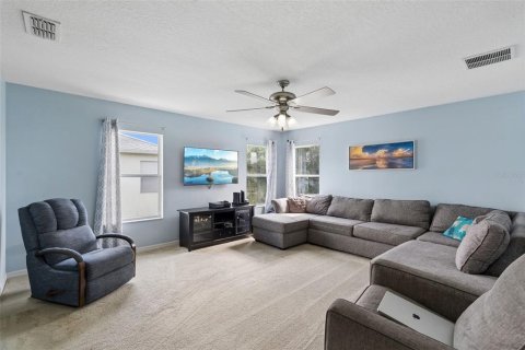 House in Winter Garden, Florida 5 bedrooms, 263.29 sq.m. № 2416496 - photo 14