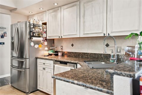 Villa ou maison à vendre à Spring Hill, Floride: 3 chambres, 214.98 m2 № 2138468 - photo 17