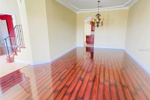 Casa en alquiler en Orlando, Florida, 5 dormitorios, 379.6 m2 № 1857976 - foto 13