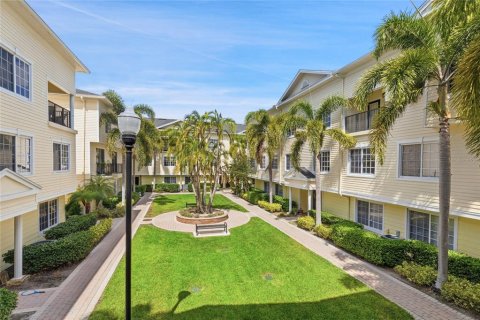 Copropriété à vendre à Tampa, Floride: 2 chambres, 132.29 m2 № 2258625 - photo 24