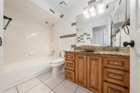 Купить виллу или дом в Киссимми, Флорида 6 комнат, 141.77м2, № 2124847 - фото 17