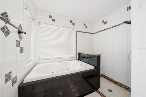 Купить виллу или дом в Киссимми, Флорида 6 комнат, 141.77м2, № 2124847 - фото 14