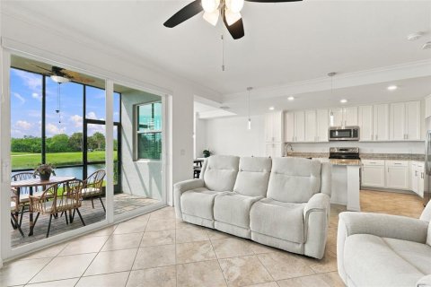 Condo in Punta Gorda, Florida, 2 bedrooms  № 2386660 - photo 5