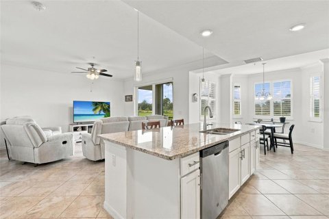 Condo in Punta Gorda, Florida, 2 bedrooms  № 2386660 - photo 10