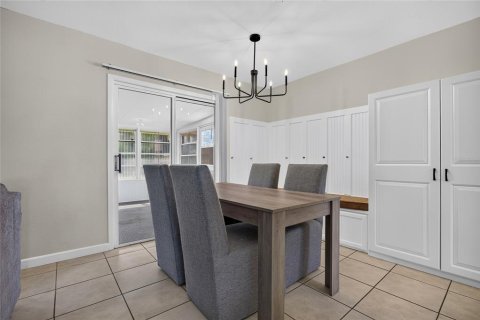 Villa ou maison à vendre à North Port, Floride: 2 chambres, 83.89 m2 № 2277176 - photo 10