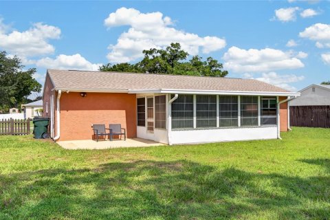 Villa ou maison à vendre à North Port, Floride: 2 chambres, 83.89 m2 № 2277176 - photo 28