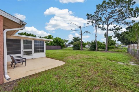 Villa ou maison à vendre à North Port, Floride: 2 chambres, 83.89 m2 № 2277176 - photo 29