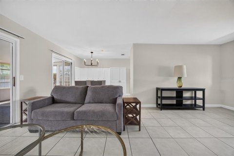 Villa ou maison à vendre à North Port, Floride: 2 chambres, 83.89 m2 № 2277176 - photo 7