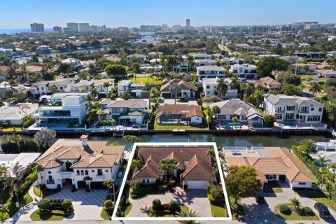 Casa en Boca Raton, Florida 3 dormitorios, 245.35 m2 № 2259593