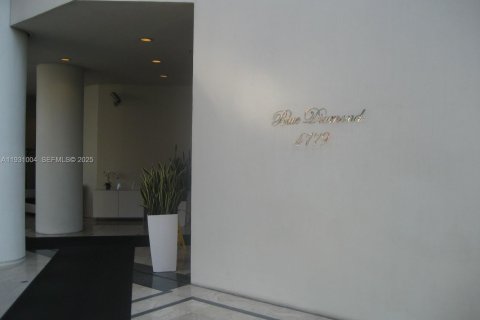 Copropriété à louer à Miami Beach, Floride: 1 chambre, 102.19 m2 № 1989750 - photo 19