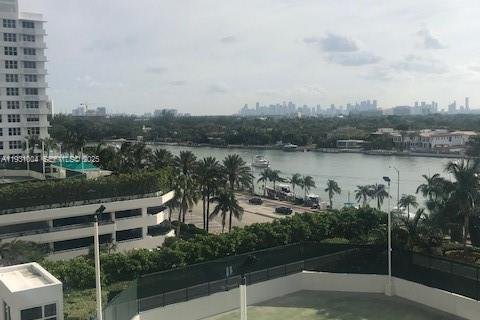 Copropriété à louer à Miami Beach, Floride: 1 chambre, 102.19 m2 № 1989750 - photo 20