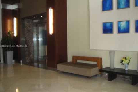 Copropriété à louer à Miami Beach, Floride: 1 chambre, 102.19 m2 № 1989750 - photo 12