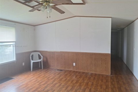 Villa ou maison à louer à Homestead, Floride: 3 chambres, 78.97 m2 № 1982212 - photo 5