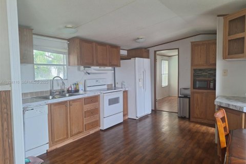 Villa ou maison à louer à Homestead, Floride: 3 chambres, 78.97 m2 № 1982212 - photo 4