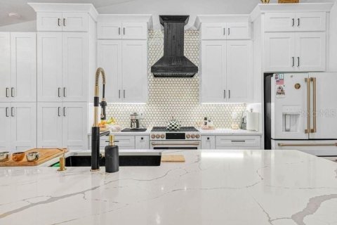 Villa ou maison à vendre à Frostproof, Floride: 4 chambres, 214.05 m2 № 1679193 - photo 8