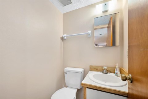 Copropriété à vendre à Daytona Beach, Floride: 2 chambres, 109.81 m2 № 2099285 - photo 6