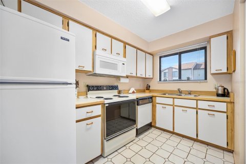 Copropriété à vendre à Daytona Beach, Floride: 2 chambres, 109.81 m2 № 2099285 - photo 9