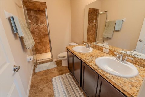 Townhouse in Wesley Chapel, Florida 3 bedrooms, 146.41 sq.m. № 1835810 - photo 10