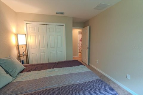Townhouse in Wesley Chapel, Florida 3 bedrooms, 146.41 sq.m. № 1835810 - photo 13