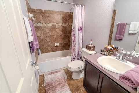 Townhouse in Wesley Chapel, Florida 3 bedrooms, 146.41 sq.m. № 1835810 - photo 14