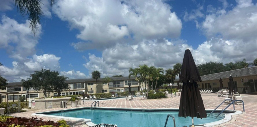 Condo à Margate, Floride, 2 chambres № 1168794
