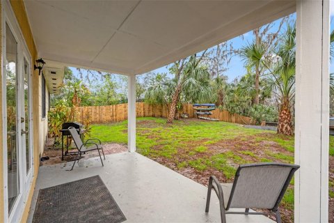 House in Brandon, Florida 4 bedrooms, 149.57 sq.m. № 1556499 - photo 20