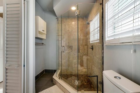 Apartamento en alquiler en North Palm Beach, Florida, 2 dormitorios, 148.64 m2 № 2176694 - foto 17