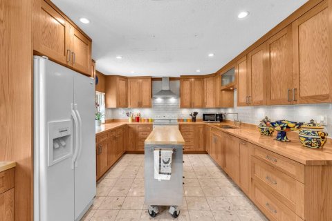Villa ou maison à vendre à Miami, Floride: 3 chambres, 167.69 m2 № 2397998 - photo 7