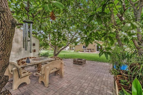 Villa ou maison à vendre à Miami, Floride: 3 chambres, 167.69 m2 № 2397998 - photo 4