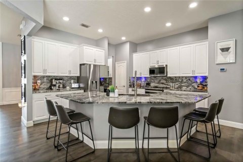 House in Wesley Chapel, Florida 5 bedrooms, 306.76 sq.m. № 1873621 - photo 18