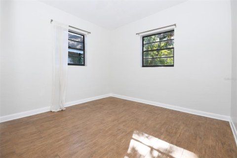 House in Orlando, Florida 2 bedrooms, 107.02 sq.m. № 2395941 - photo 22
