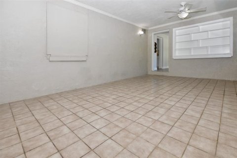 House in Orlando, Florida 2 bedrooms, 107.02 sq.m. № 2395941 - photo 18