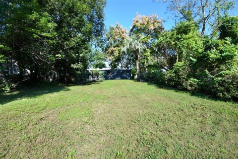 House in Orlando, Florida 2 bedrooms, 107.02 sq.m. № 2395941 - photo 27