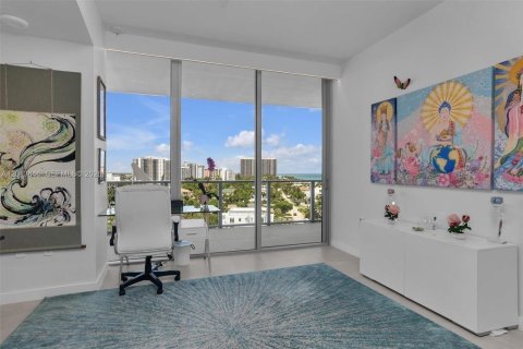 Copropriété à louer à Fort Lauderdale, Floride: 3 chambres, 232.35 m2 № 2171232 - photo 17