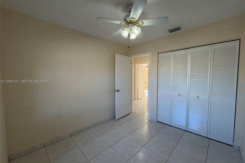 Adosado en alquiler en Miami, Florida, 3 dormitorios, 113.81 m2 № 2055554 - foto 23