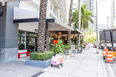 Condo in Miami, Florida, 1 bedroom № 1964859 - photo 21