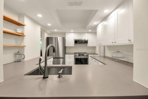 Condominio en venta en Sarasota, Florida, 2 dormitorios, 126.81 m2 № 2151385 - foto 8