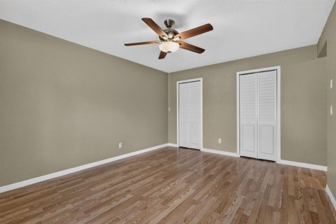 House in Jupiter, Florida 3 bedrooms, 122.91 sq.m. № 2185353 - photo 25