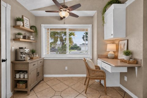 House in Jupiter, Florida 3 bedrooms, 122.91 sq.m. № 2185353 - photo 11