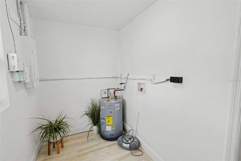 Villa ou maison à vendre à Pinellas Park, Floride: 2 chambres, 153.2 m2 № 2329580 - photo 13