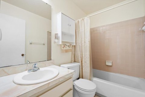 Casa en venta en North Port, Florida, 3 dormitorios, 133.04 m2 № 1434552 - foto 28
