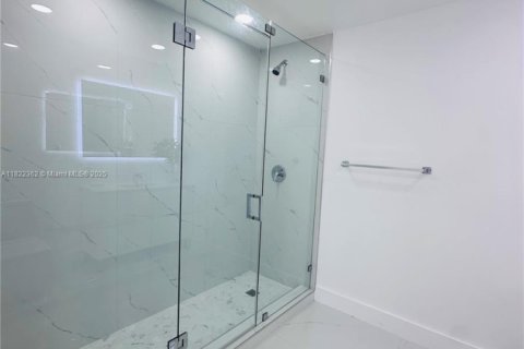 Купить виллу или дом в Хайалиа, Флорида 4 спальни, 241.73м2, № 1785721 - фото 25