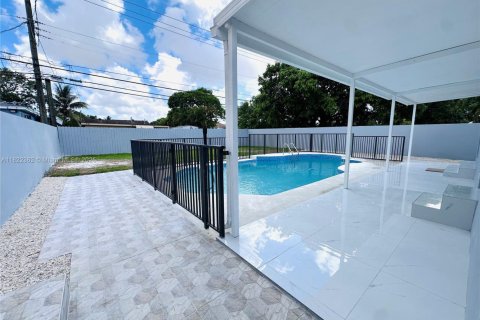 Купить виллу или дом в Хайалиа, Флорида 4 спальни, 241.73м2, № 1785721 - фото 29